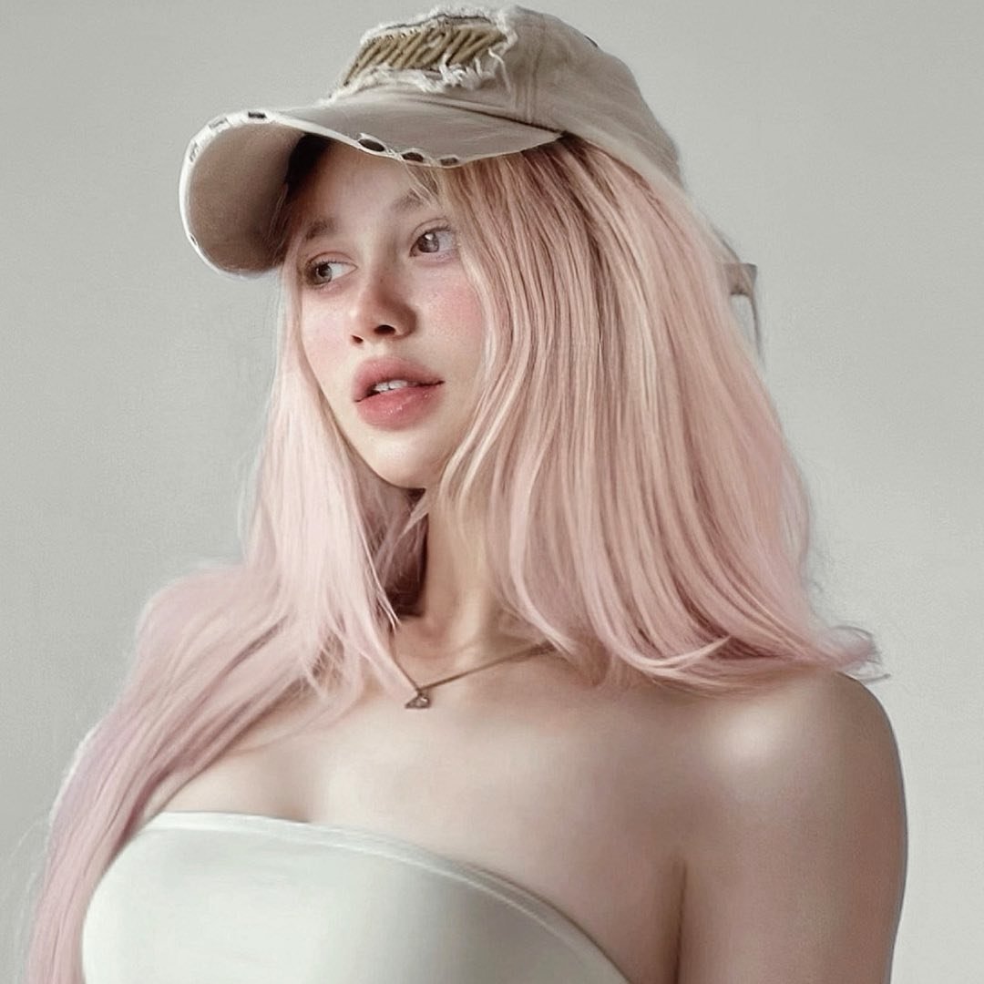 Foto profil 𝑱𝒆𝒍𝒍𝒚 (@jel___ly) - Bio Link Profile